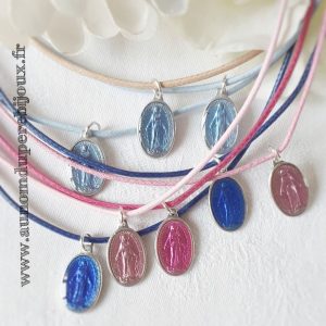 Collier médaille miraculeuse émaillée sur cordon