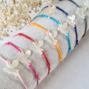 Bracelet Colombe en nacre sur fil élastique