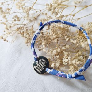 Bracelet personnalisé avec médaille plate sur cordon Liberty