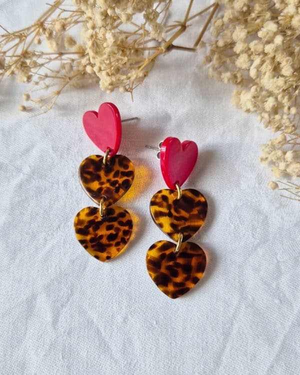 Boucles d'oreilles Love (attaches coeur rouge)