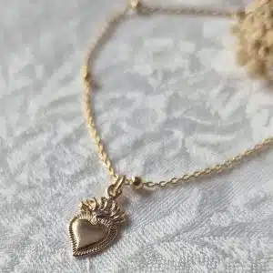 Bracelet Sacré Coeur sur chaîne perlée (détails)