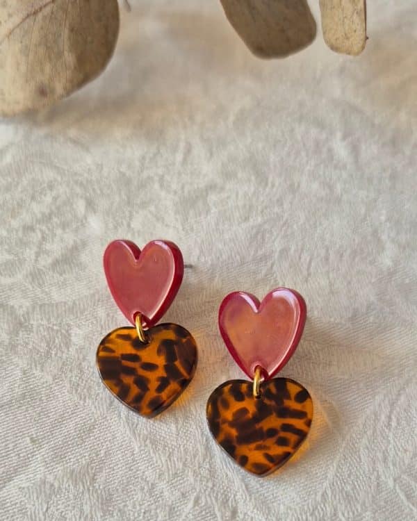 Boucles d'Oreilles Love mini (attaches coeur bordeaux)