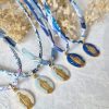Collier Médaille Miraculeuse pailletée - Au Nom du Père Bijoux ♥ Croix d'enfants (blanc et bleus)