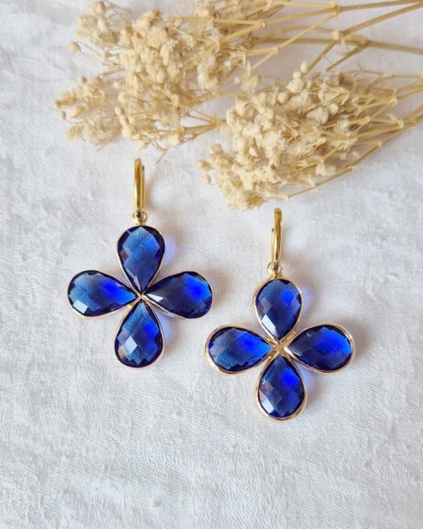 Boucles d'oreilles créoles Trèfle (bleu roi)