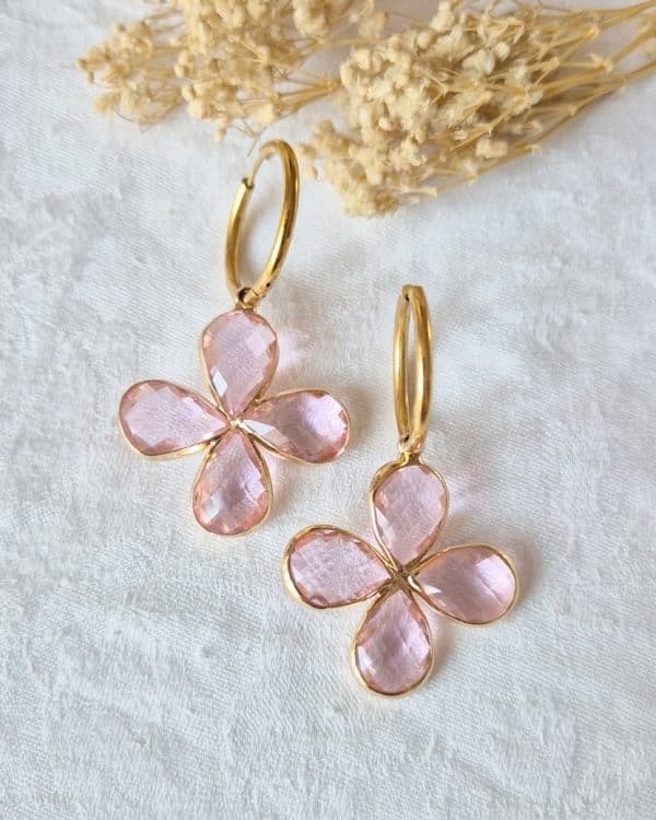 Boucles d'oreilles créoles Trèfle (rose clair)