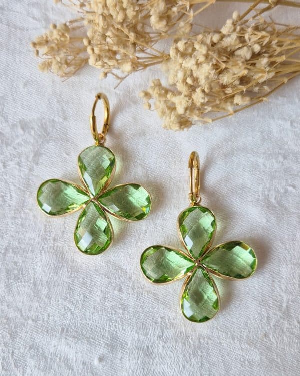 Boucles d'oreilles créoles Trèfle (vert clair)