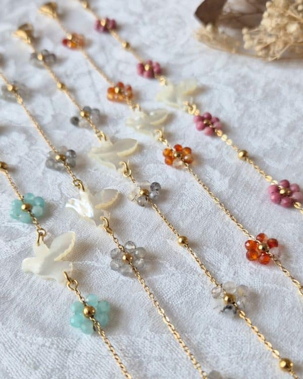 Bracelet Colombe en nacre fleurie (amazonite, labradonite, quartz rutile, cornaline, rhodochrosite)